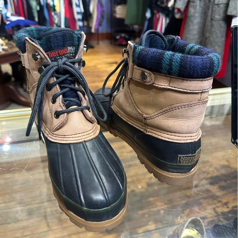 Northwest Territory 90s Vintage Women Tan Plaid Lined Duck Boots Leather Size 9